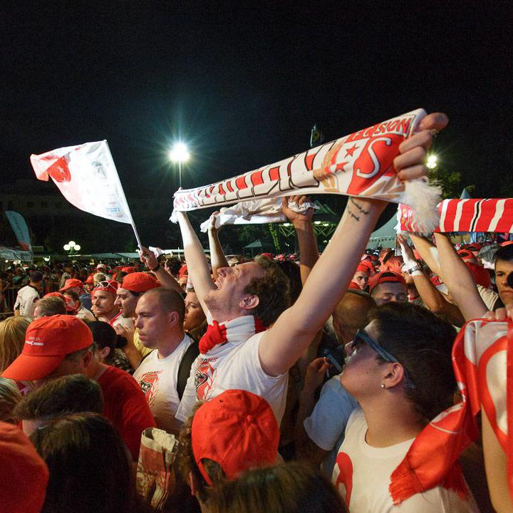 Coupe Suisse 08.06.2015 Sion Suisse. Le public attends l'arrivéle de la coupe